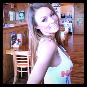 Meet your Posher, Tiffany